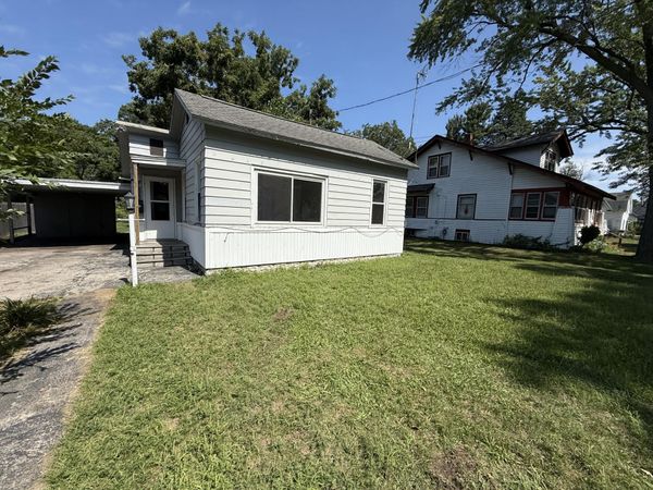 758 Oak Avenue, Muskegon, MI 49442