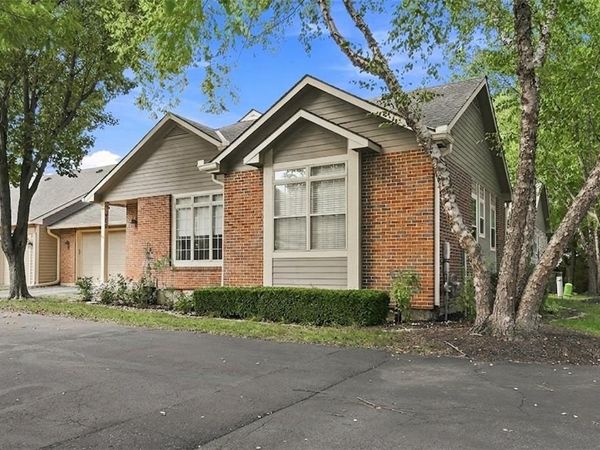 18665 W 158TH Terrace, Unit 400, Olathe, KS 66062