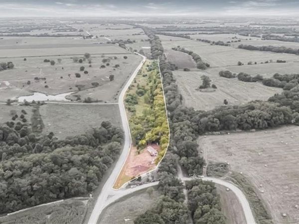581 SE 1200th Road, Leeton, MO 64761