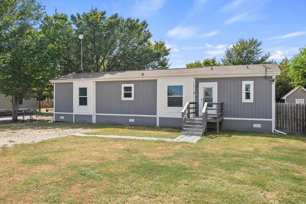 2995 County Road 1063, Farmersville, TX 75442 Main Photo