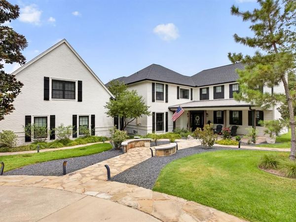 6400 Lake Oaks Circle , Fort Worth, TX 76108