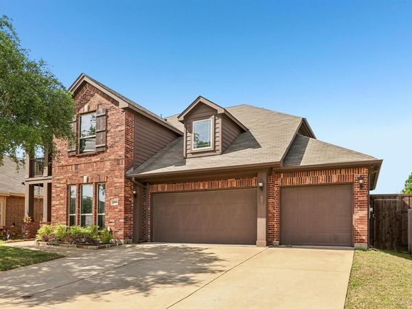 8308 Spitfire Trail, Aubrey, TX 76227
