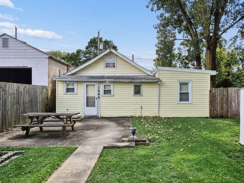 1666 Peabody Avenue, Columbus, OH 43223 Photo 2