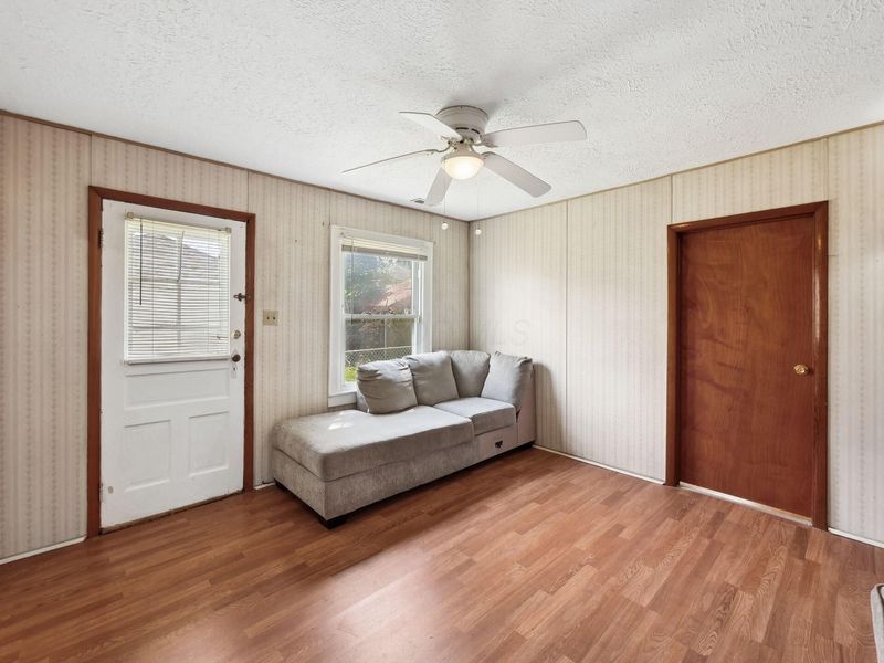 1666 Peabody Avenue, Columbus, OH 43223 Photo 9