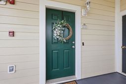224 Castle Dr. photo 4