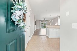 224 Castle Dr. photo 4