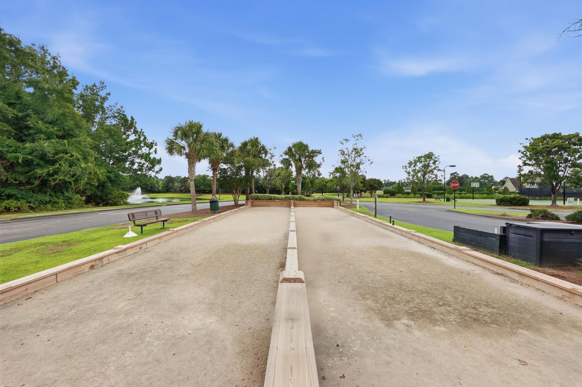 224 Castle Dr. Photo 32