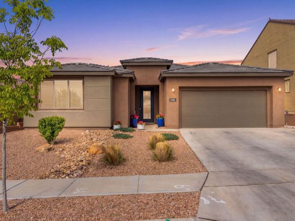 2745 Kings Canyon Loop NE, Rio Rancho, NM 87144