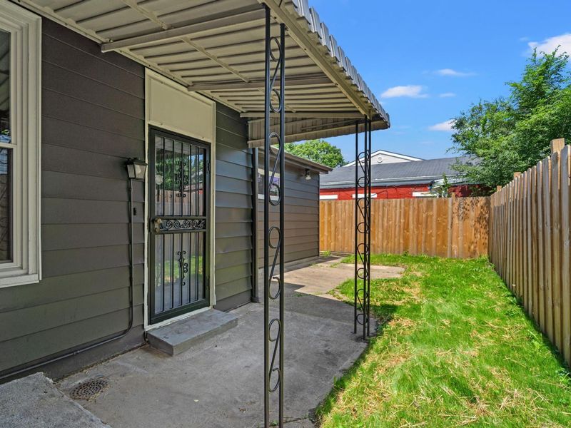 215 W 7th Street, Newport, KY 41071 Photo 17