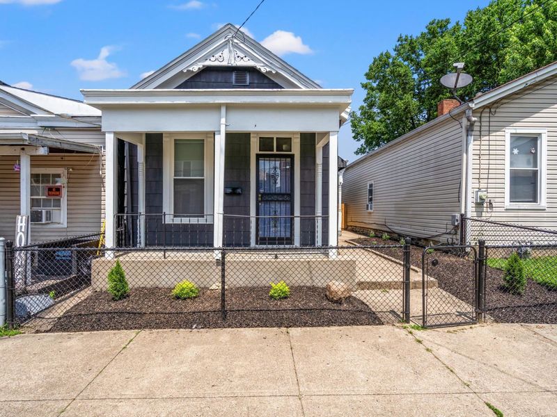 215 W 7th Street, Newport, KY 41071 Photo 2