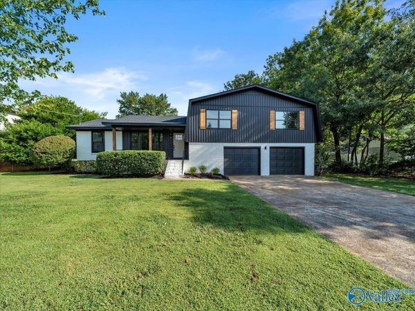 1003 Willow Cove Circle SE, Huntsville, AL 35802