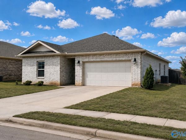 145 Kingsford Street, Meridianville, AL 35749