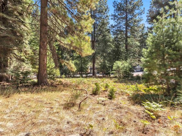 1109 Peninsula Drive, Lake Almanor, CA 96137