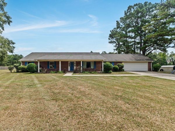 28 Stonefield Dr., Purvis, MS 39475