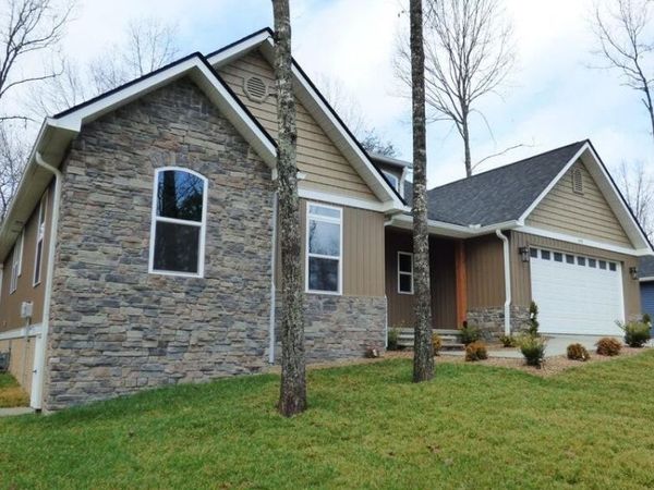 144 Hawes Circle, Crossville, TN 38558