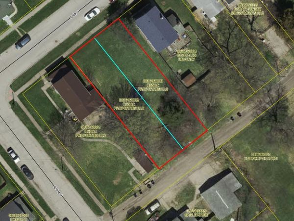 806 E 6TH, Muscatine, IA 52761