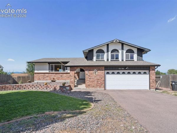 6399 Pawnee Circle, Colorado Springs, CO 80915