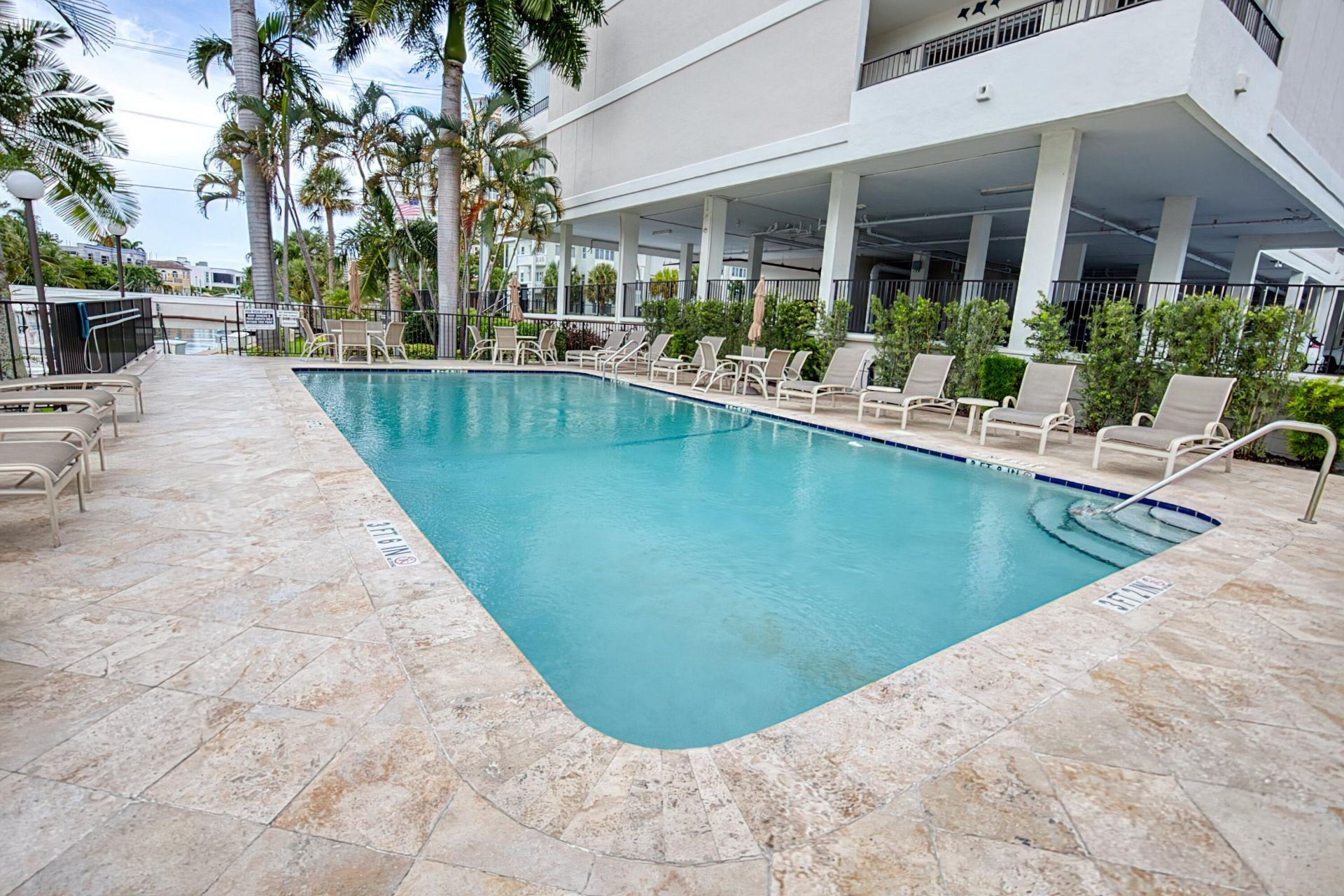 1401 S Ocean Boulevard, Unit 702, Pompano Beach, FL 33062 Photo