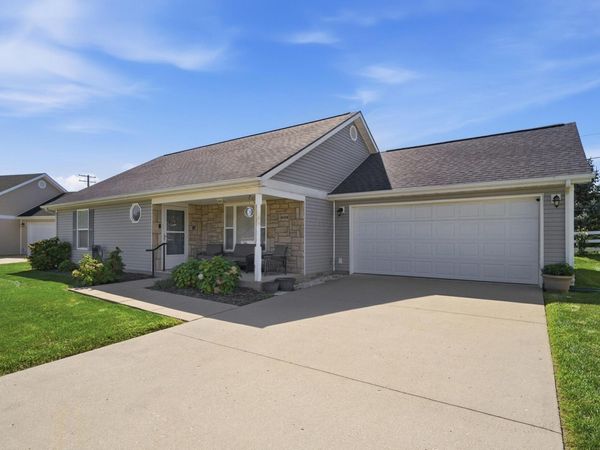609 Fenview Drive , New Carlisle, OH 45344
