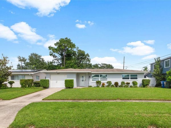 487 LAKE HILL LANE , LARGO, FL 33771