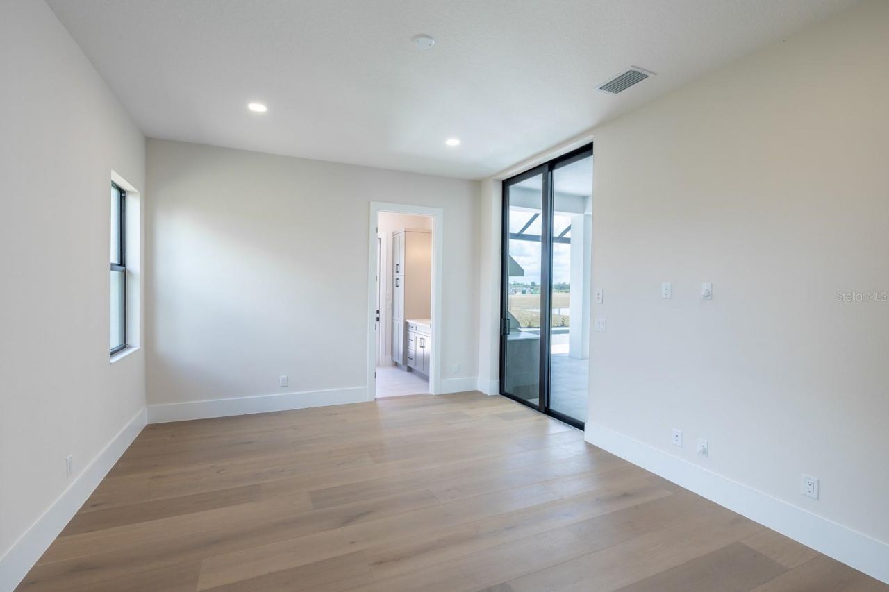 1003 Blue Shell Loop, Sarasota, FL 34240 Photo