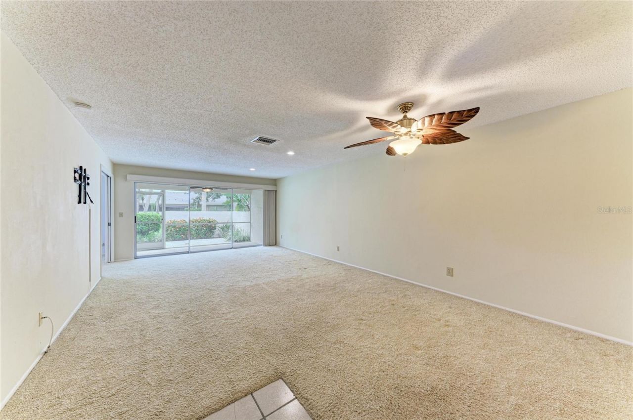 7008 W Country Club Drive N, Unit 139, Sarasota, FL 34243 Photo
