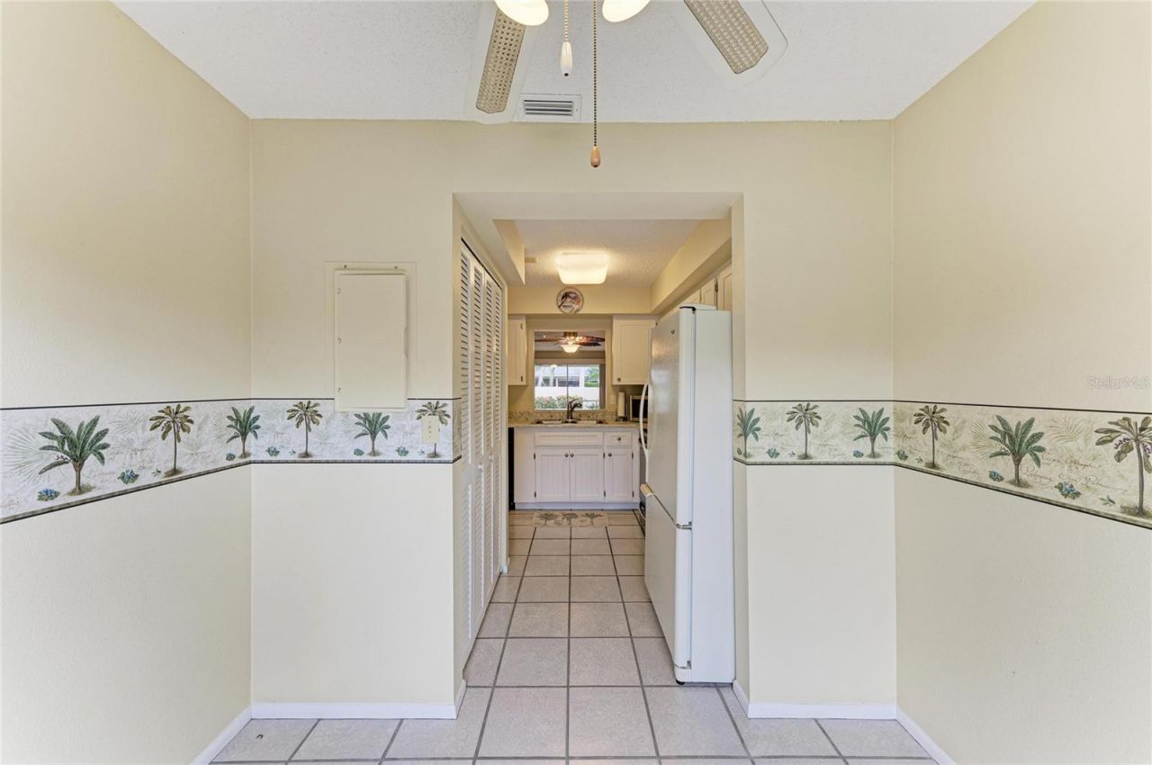 7008 W Country Club Drive N, Unit 139, Sarasota, FL 34243 Photo