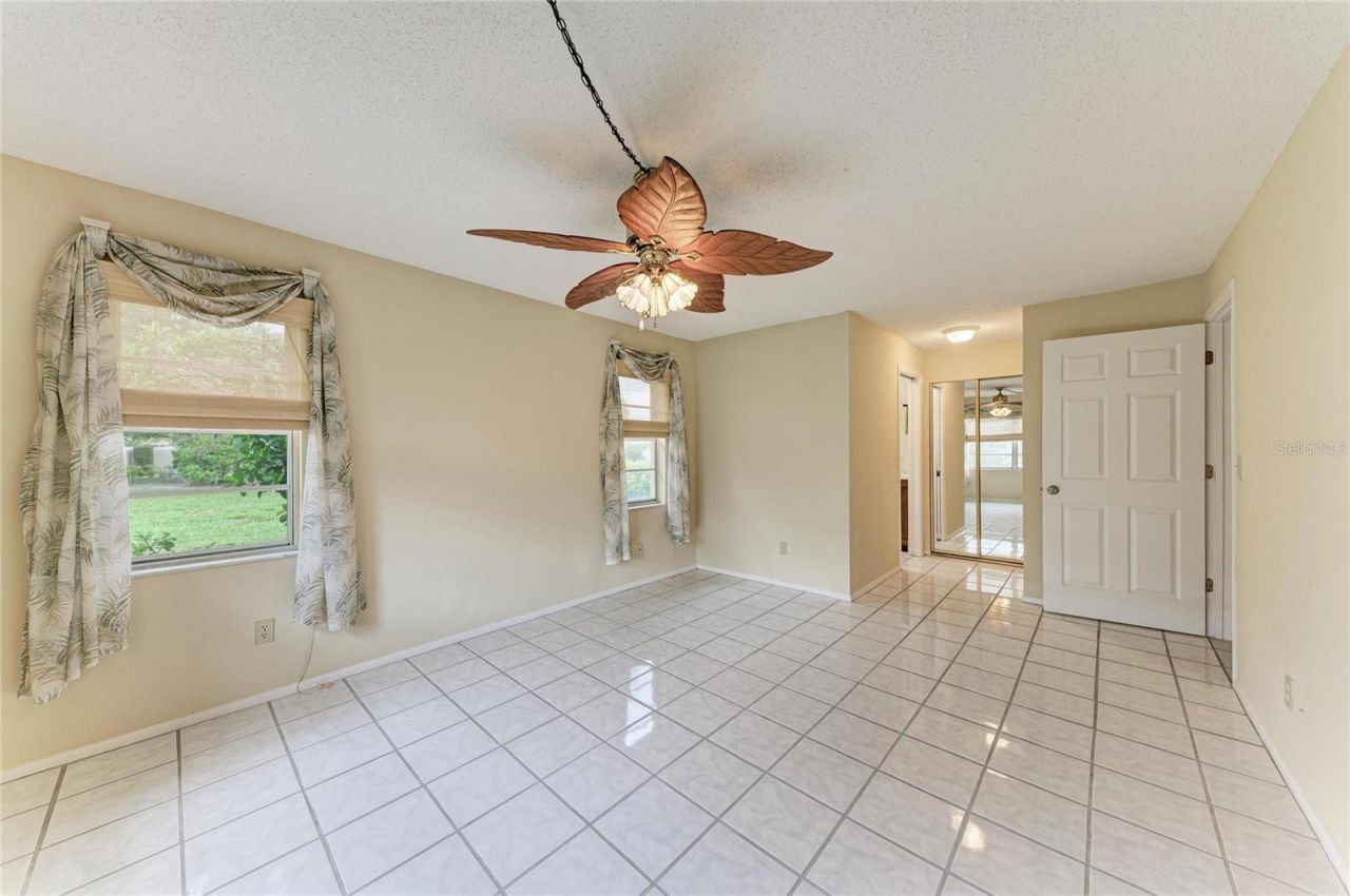 7008 W Country Club Drive N, Unit 139, Sarasota, FL 34243 Photo