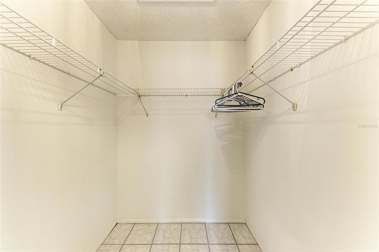 7008 W Country Club Drive N, Unit 139, Sarasota, FL 34243 Photo