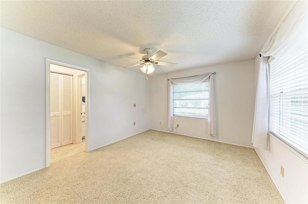 7008 W Country Club Drive N, Unit 139, Sarasota, FL 34243 Photo