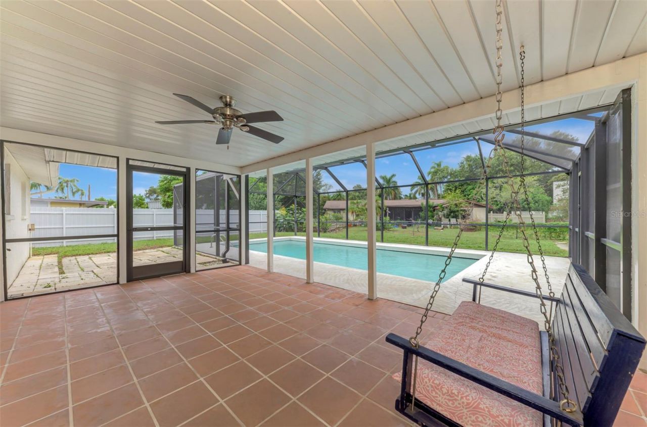 3727 Prado Drive, Sarasota, FL 34235 Photo