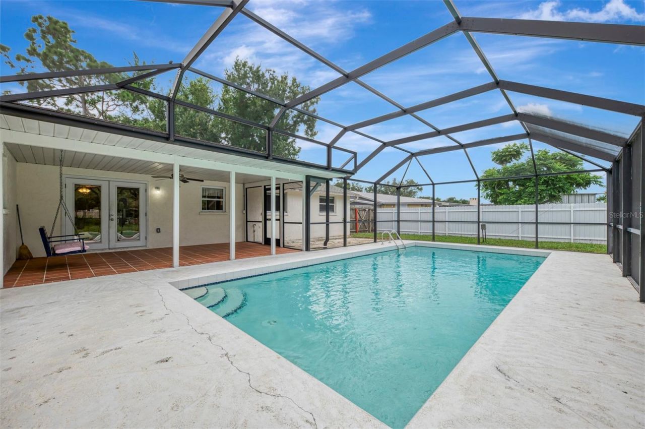 3727 Prado Drive, Sarasota, FL 34235 Photo