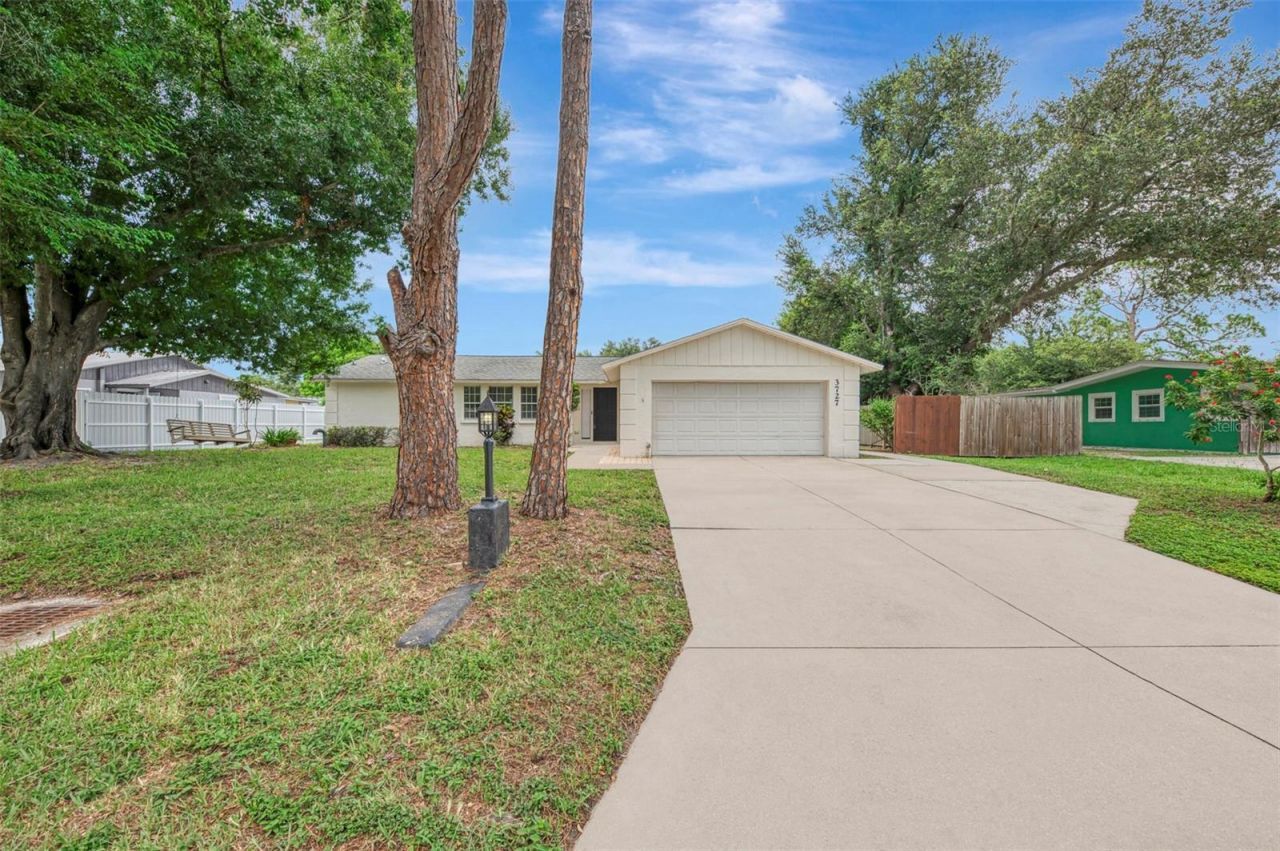 3727 Prado Drive, Sarasota, FL 34235 Photo