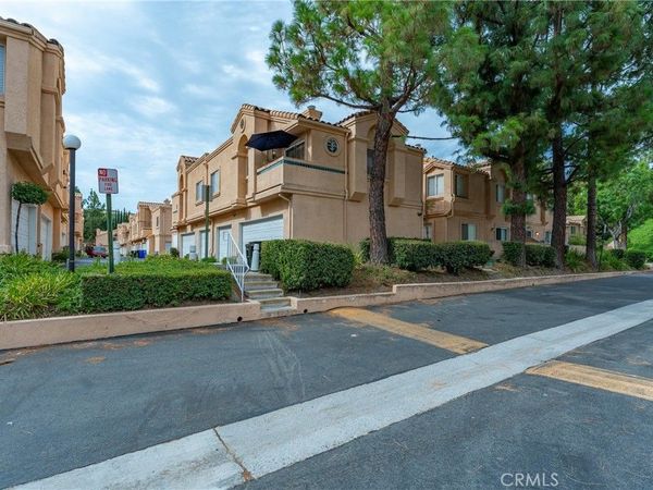 18852 Vista Del Canon, Unit F, Newhall, CA 91321