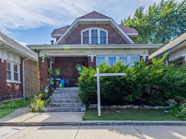 1824 S Austin Boulevard , Cicero, IL 60804