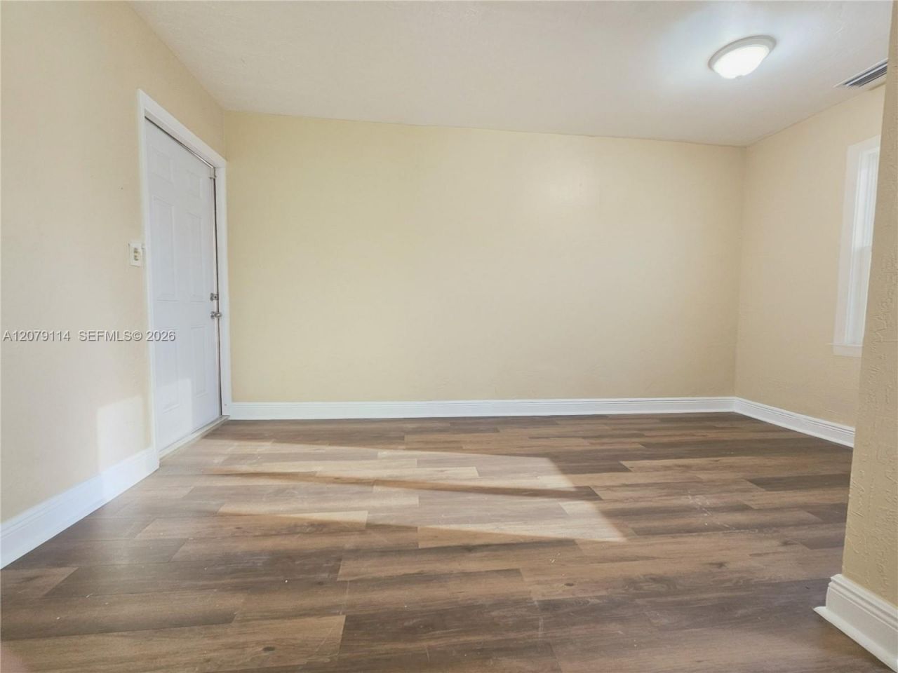 2010 NW 70th St, Miami, FL 33147 Photo