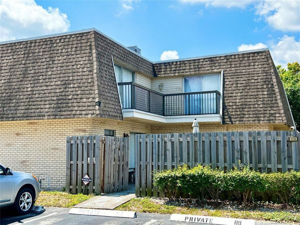 8206 SW 23rd Ct , Unit 22A, North Lauderdale, FL 33068