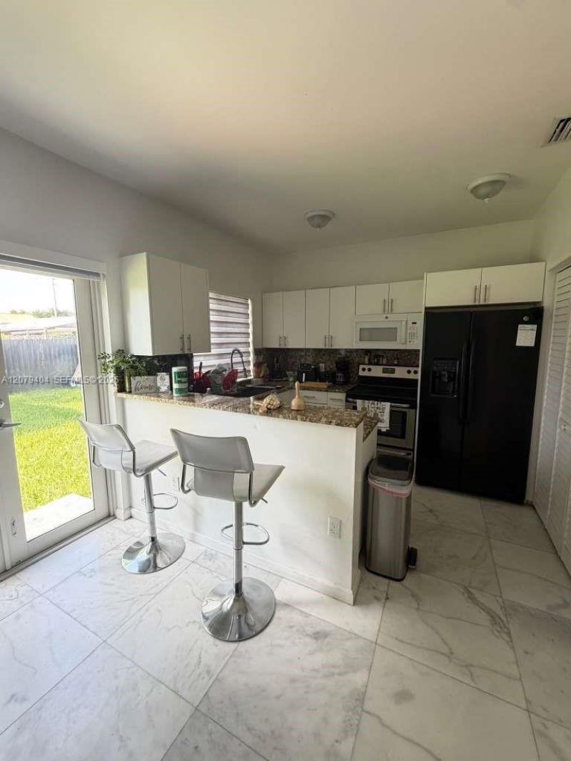 8880 SW 25th St, Unit 8880, Miami, FL 33165 Photo