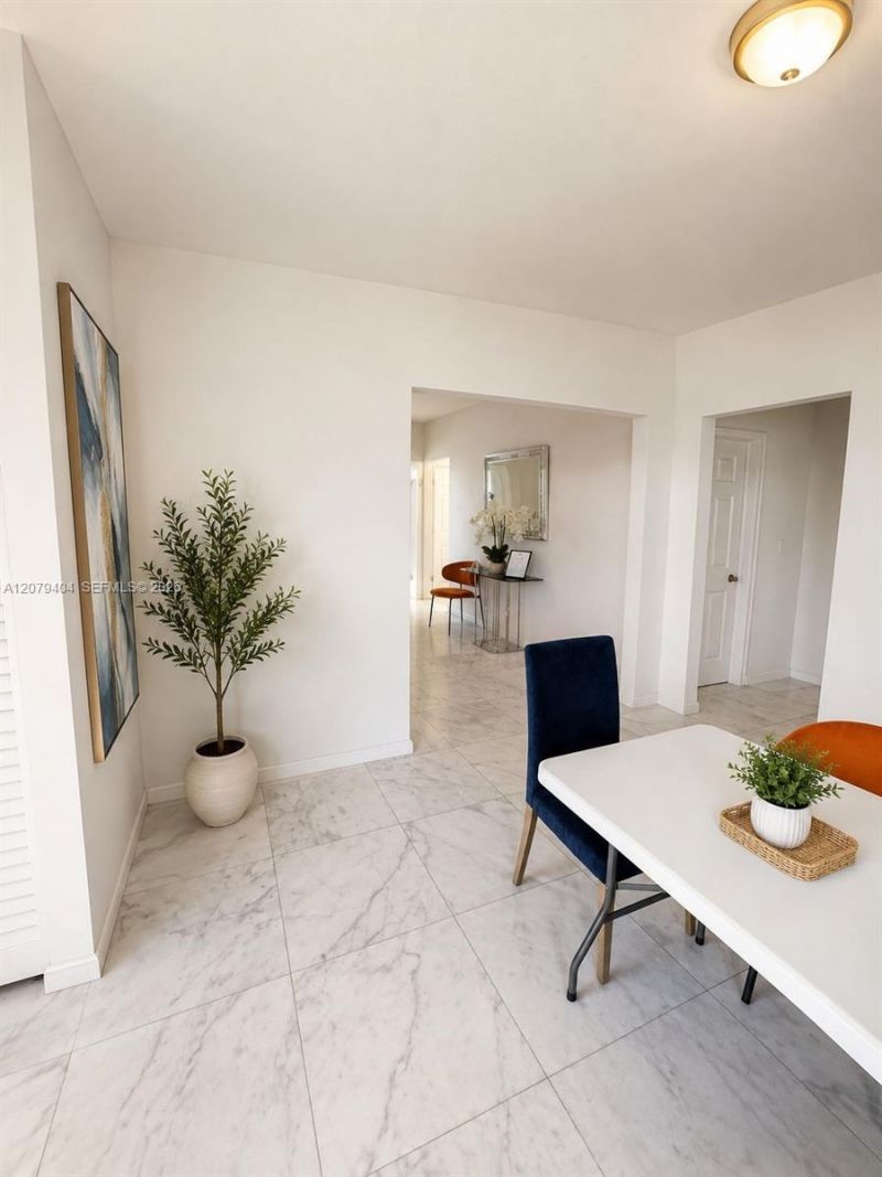 8880 SW 25th St, Unit 8880, Miami, FL 33165 Photo