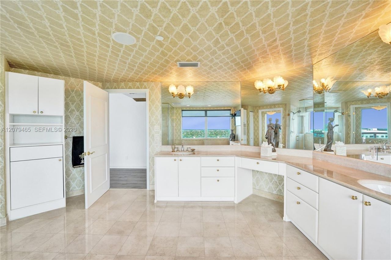 2100 N Ocean Blvd , Unit 18B, Fort Lauderdale, FL 33305 Photo