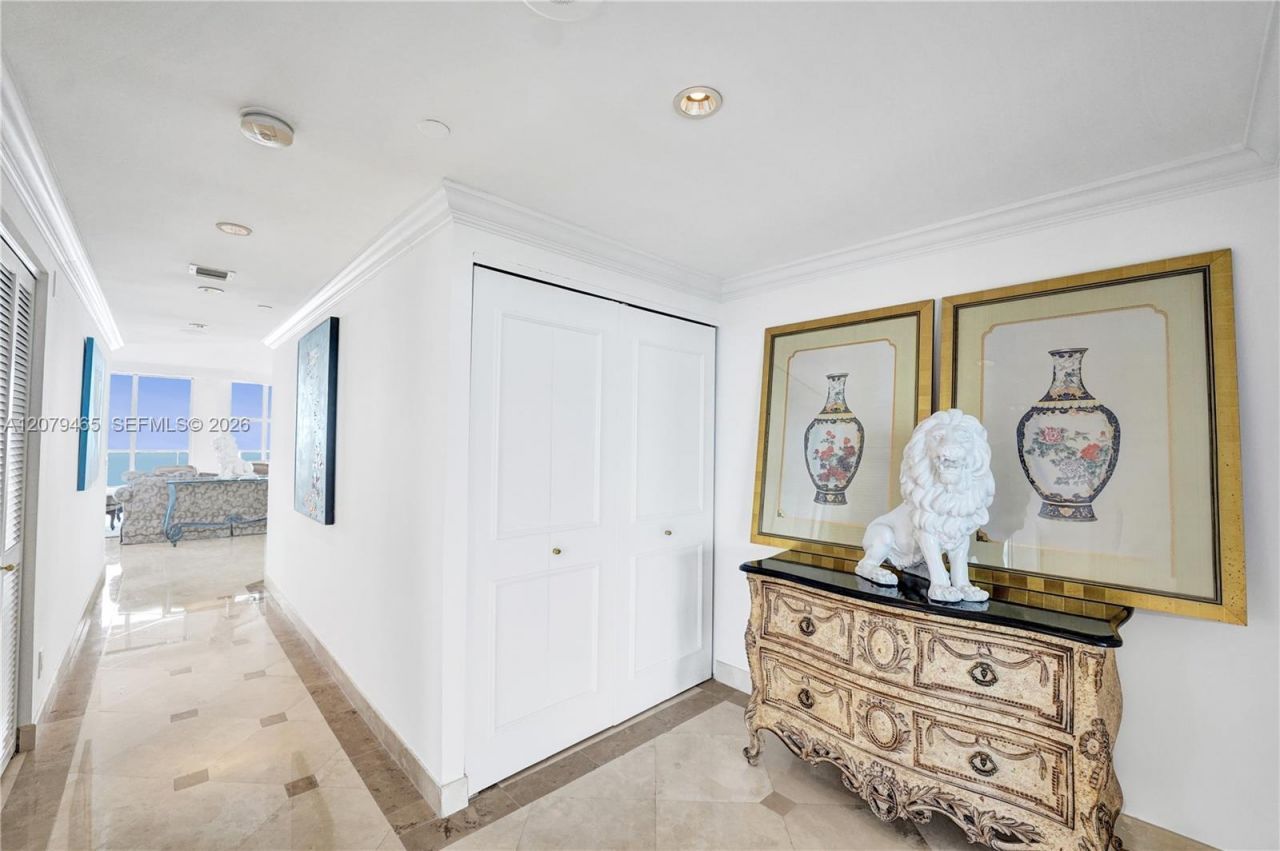 2100 N Ocean Blvd , Unit 18B, Fort Lauderdale, FL 33305 Photo