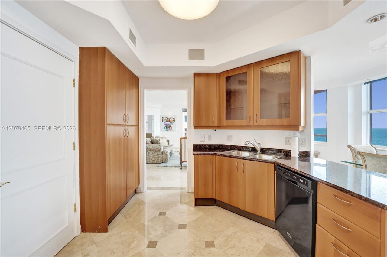 2100 N Ocean Blvd , Unit 18B, Fort Lauderdale, FL 33305 Photo