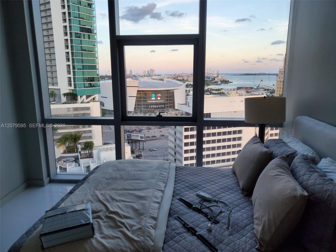 851 NE 1st Ave , Unit 1511, Miami, FL 33132 Photo