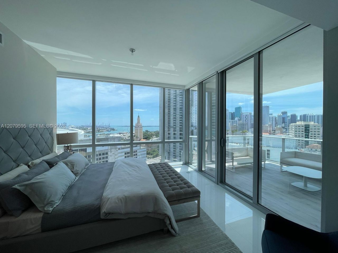 851 NE 1st Ave , Unit 1511, Miami, FL 33132 Photo