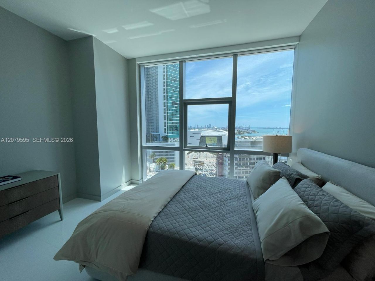 851 NE 1st Ave , Unit 1511, Miami, FL 33132 Photo