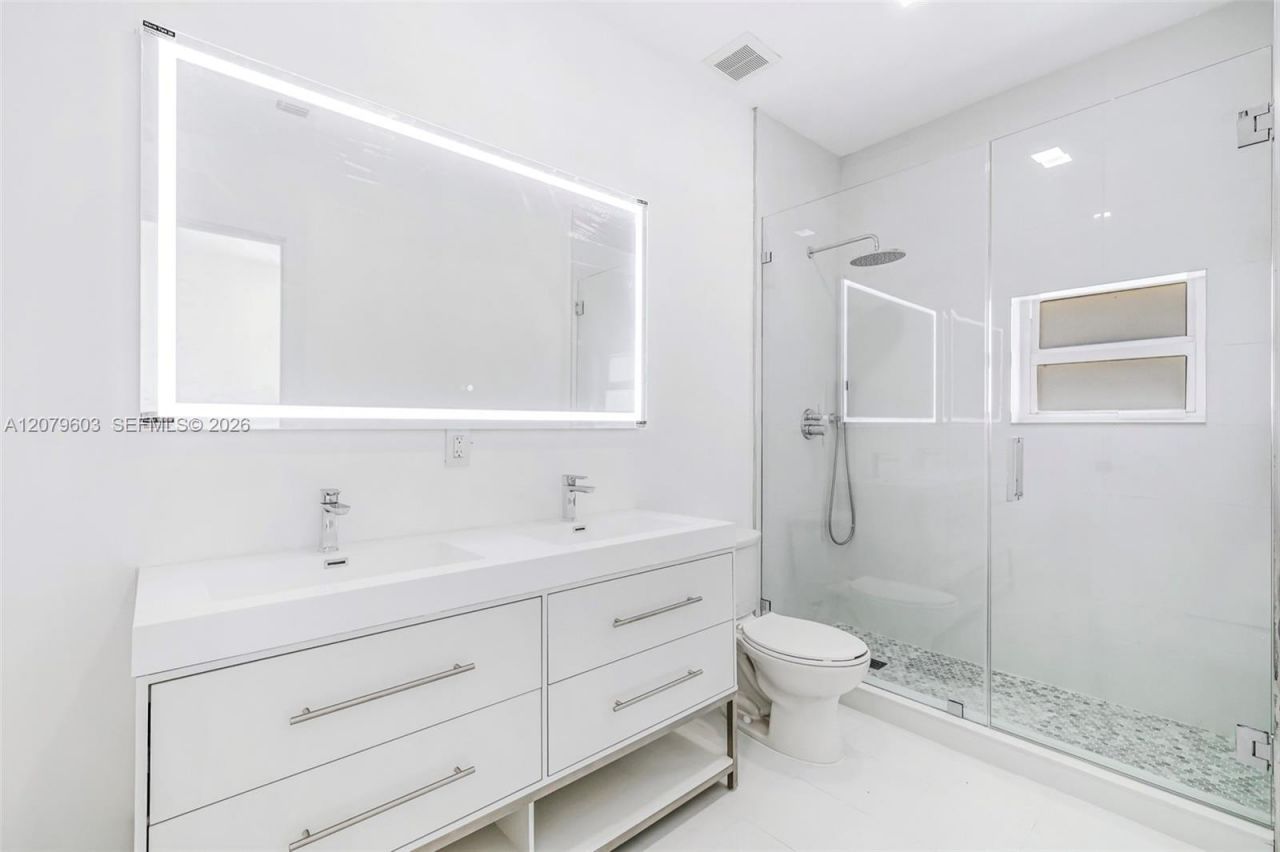 340 NE 125th St, North Miami, FL 33161 Photo