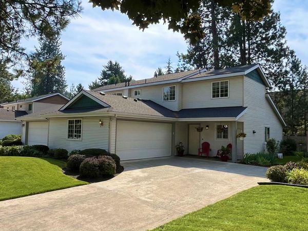 302 E Knotty Pine LN , Coeur d'Alene, ID 83815