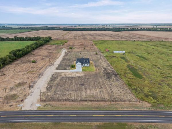 4815 West Farm To Market 485, Buckholts, TX 76518