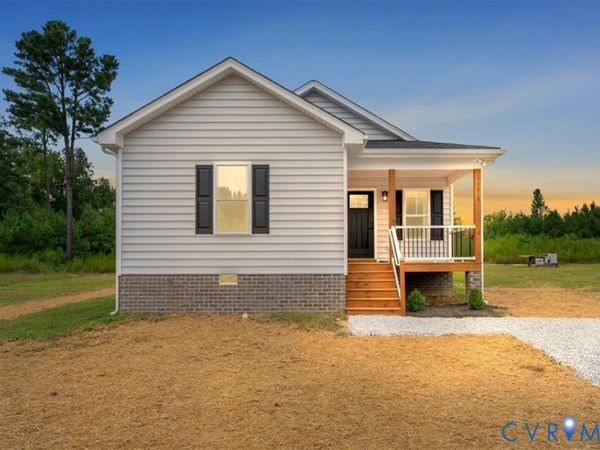 1010 Nottoway Avenue , Blackstone, VA 23824