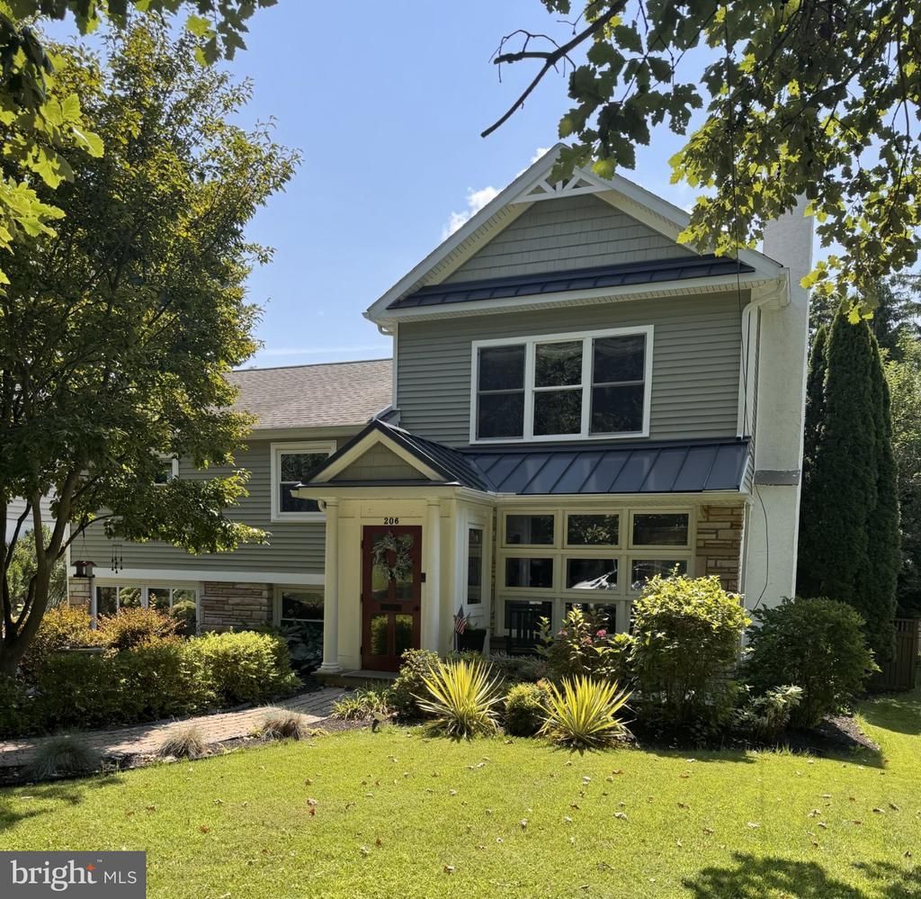 206 W VIRGINIA, WEST CHESTER, PA 19380